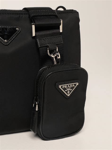 prada borsa nylon tracolla